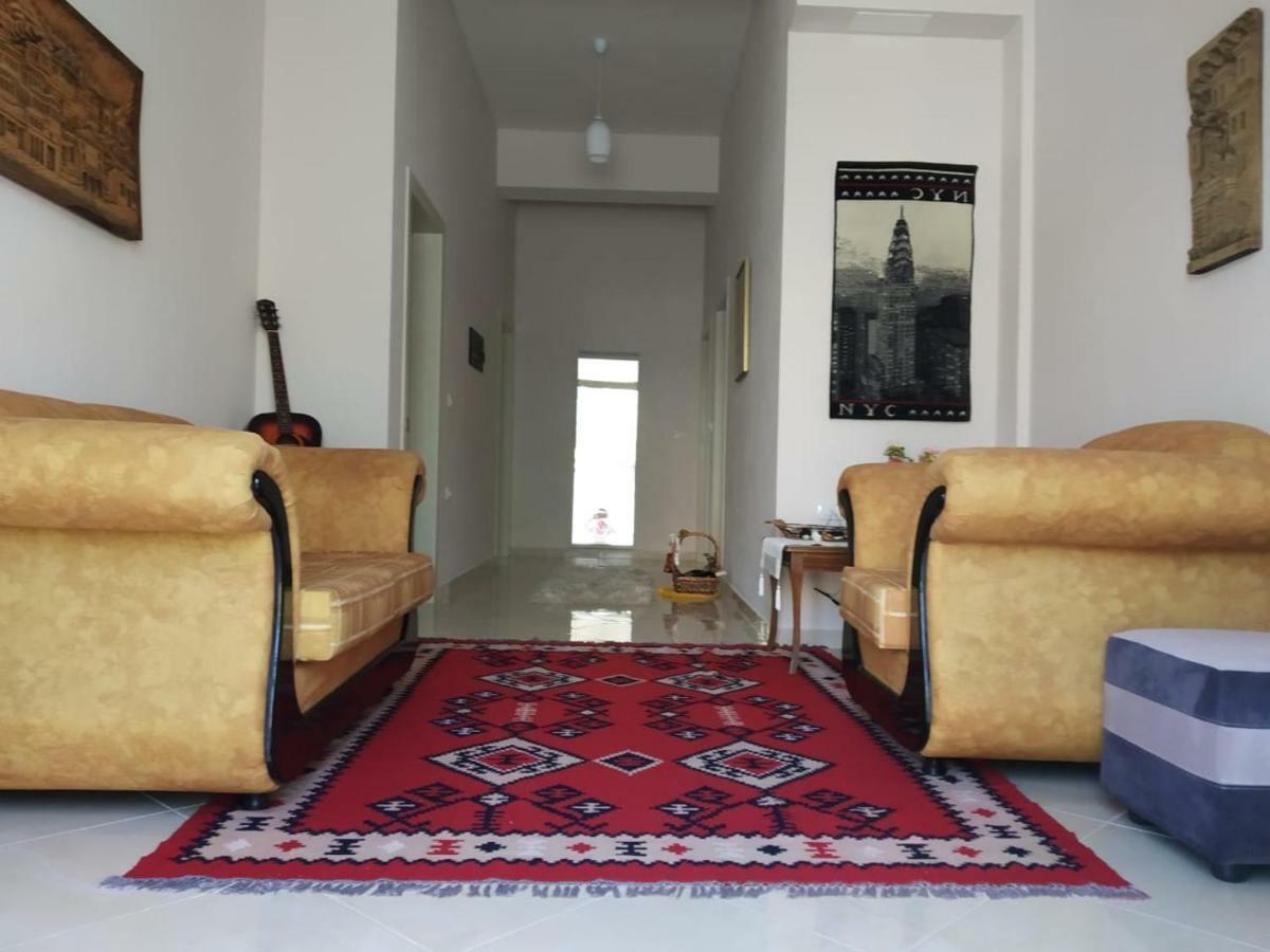 Olive B&B Berat Exterior foto